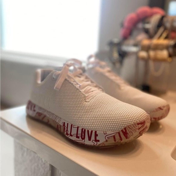 NOBULL shoes - Picture 2 of 4